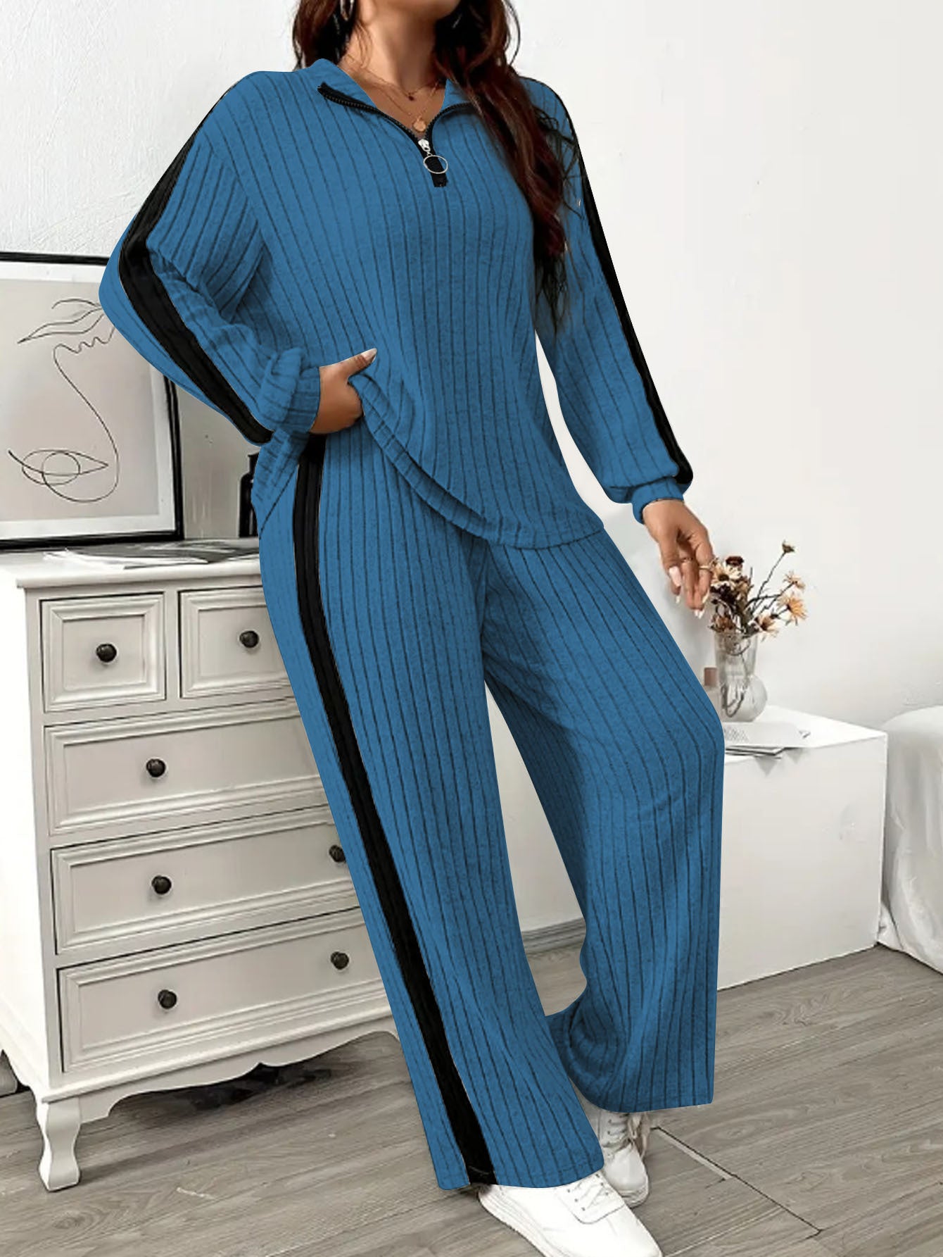Fashionable and casual sweatshirt and wide-leg pants set